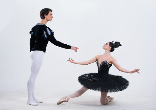 El lago de los cisnes con el Ballet de San Petersburgo en el Teatro Compac Gran Vía