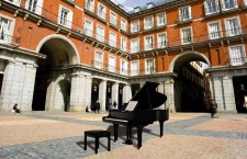 Madrid se llena de pianos 2021, pianos de cola que podrás tocar en plena calle