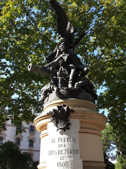 Monumento a los Héroes del 2 de Mayo de Aniceto Marinas